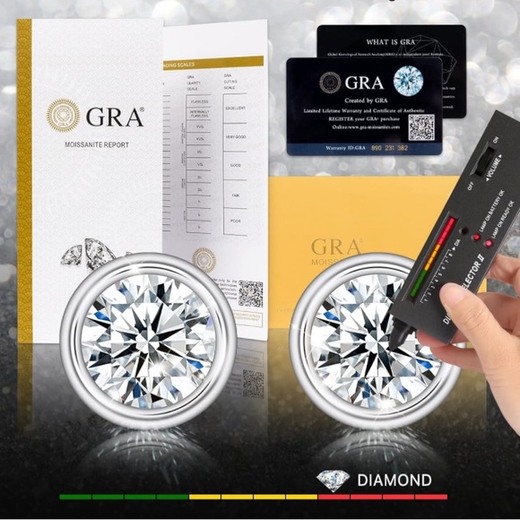 Bezel Vintage 18k 3/4 Carats Round Diamond Moissanite Earrings - Picture 14 of 16